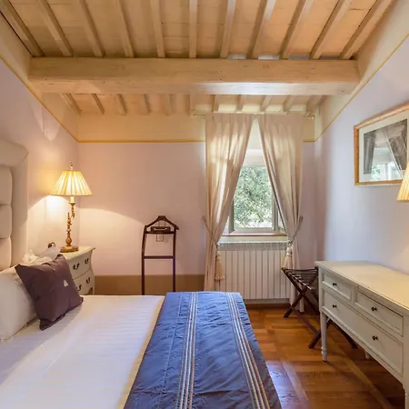 Fenced In The Heart Of Tuscany Willa Pieve a Nievole