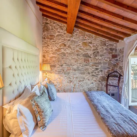 Fenced In The Heart Of Tuscany 빌라
