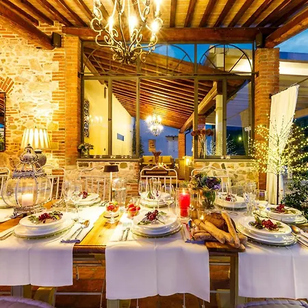 빌라 Fenced In The Heart Of Tuscany