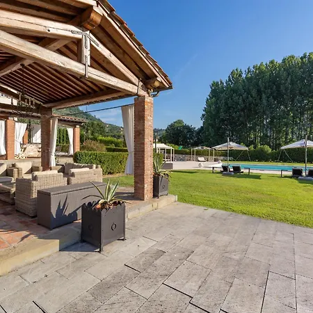 Fenced In The Heart Of Tuscany 빌라 피에베아니에볼레
