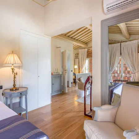 Fenced In The Heart Of Tuscany * Pieve a Nievole